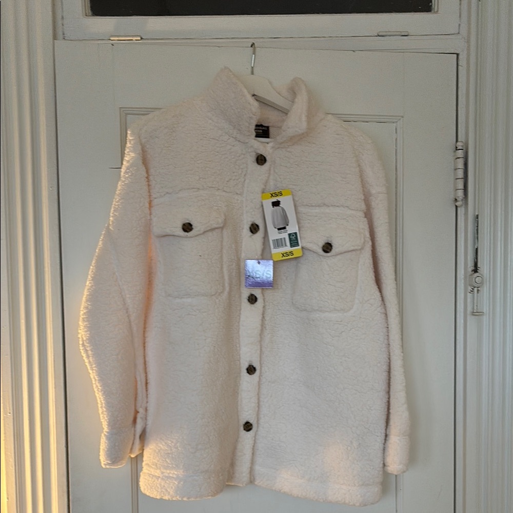 Women's Cream Sherpa Jacket